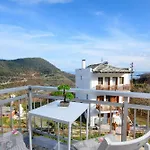 Whitegold Panagia
