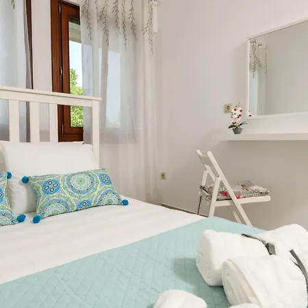 Apartment Whitegold Panagia *